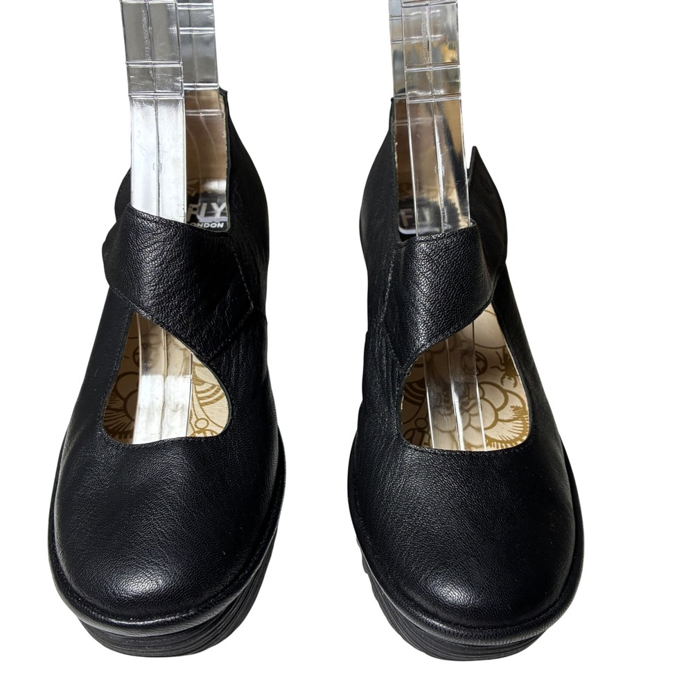 Fly London Leather Wedge Pump Hook Loop Strap Black Sz 42 Gorpcore